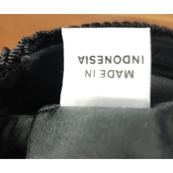 The Sak Black Crochet Shoulder Bag Original Sustainable Indio - Picture 12 of 14